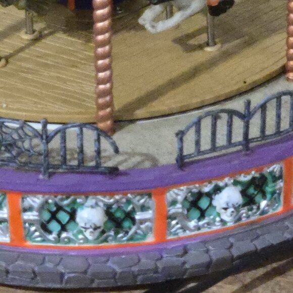 Lemax RETIRED Spooky Town SCARE-OUSEL!! - Picture 8 of 14